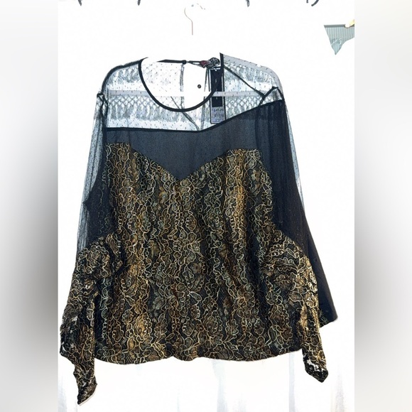 Tops - Elegant Black and Gold Women's Top